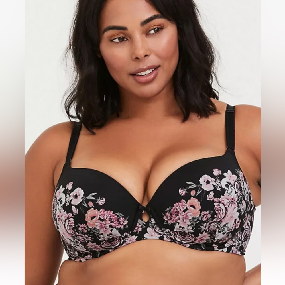 Torrid Curve 360 Back Smoothing T-Shirt Bra Black Floral Skulls 44C